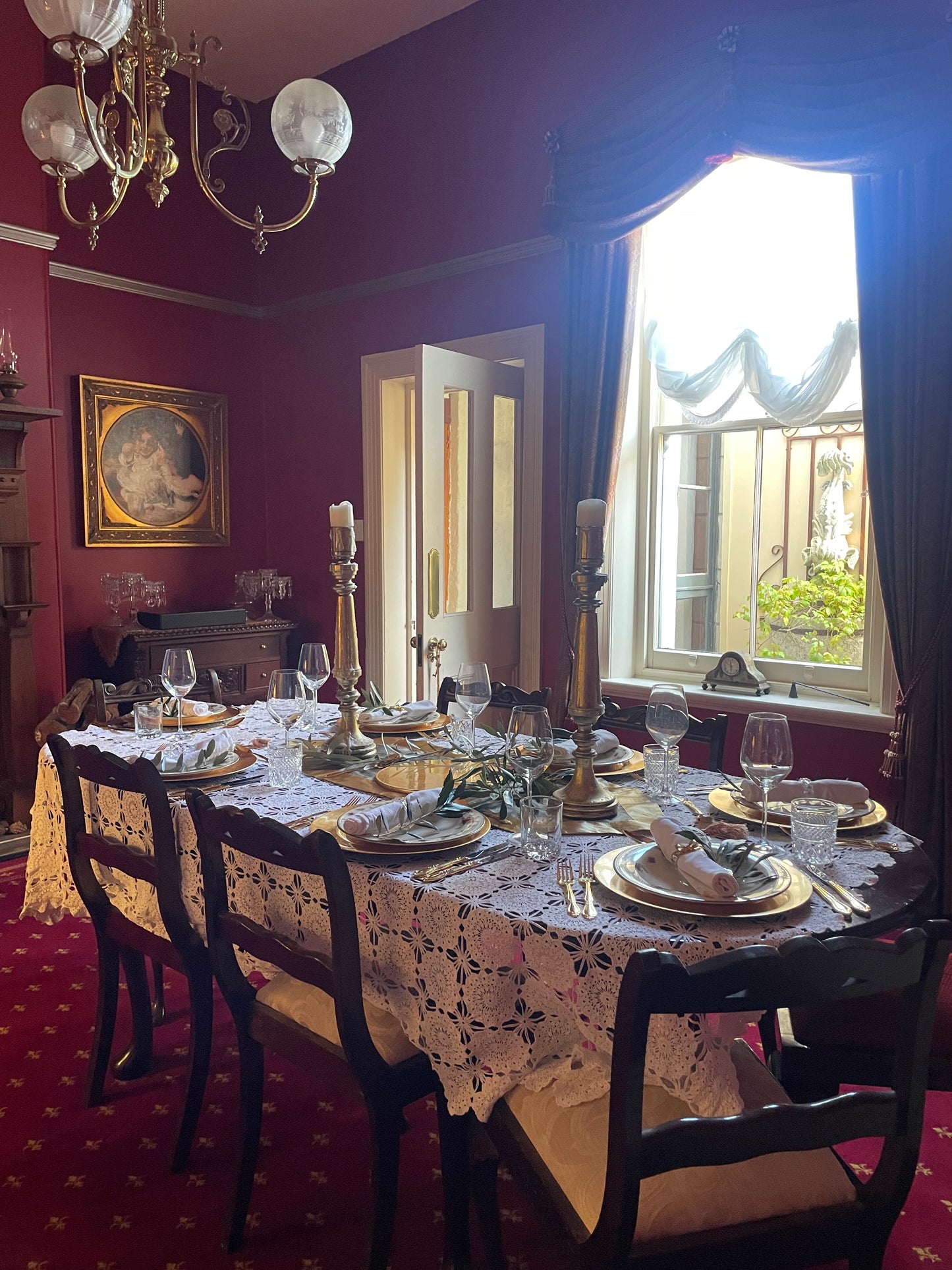 Narracoorte Homestead group all inclusive weekend getaway - 3 course ‘in-house’ dinner + wine tour, 5-10 people, 3 nights